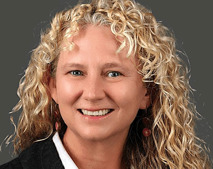 Sarasota City Commission candidate Jen Ahearn-Koch